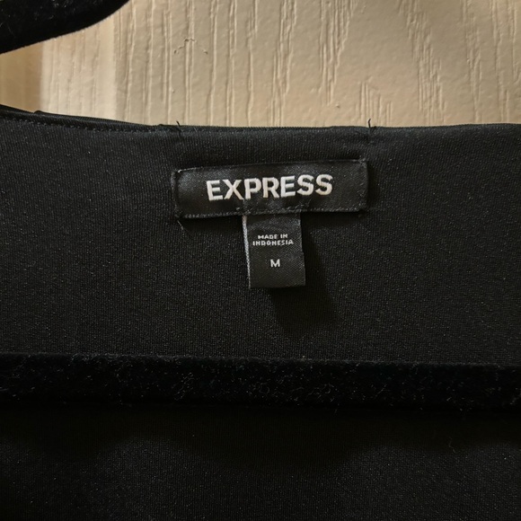 Express crossed top - Picture 2 of 3